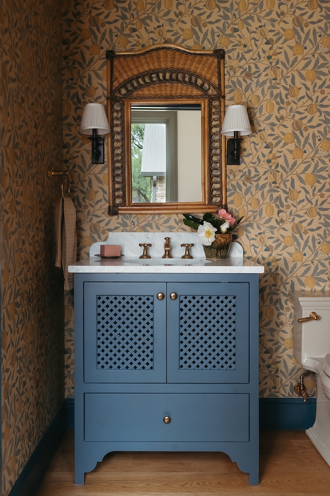 Tippen House interior