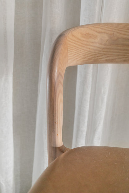 Amare Dining Chair (LOCAL PICKUP ONLY)