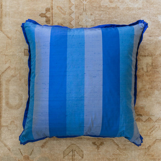 Fairmont Pillow, 22"x22"