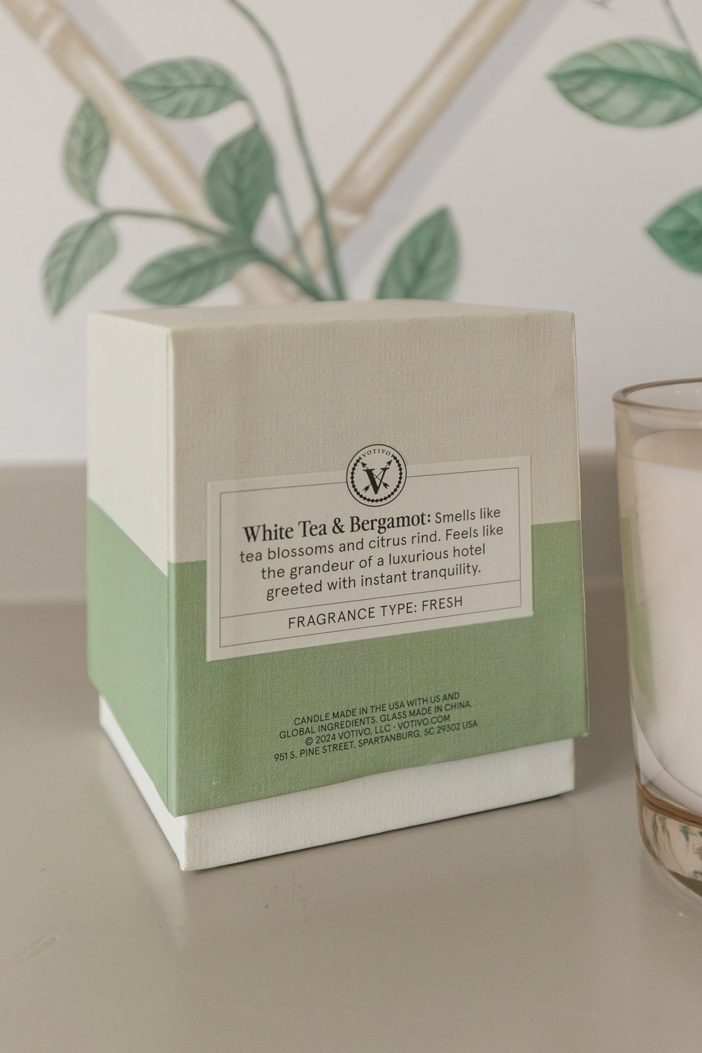 Votivo Candle, White Tea & Bergamot