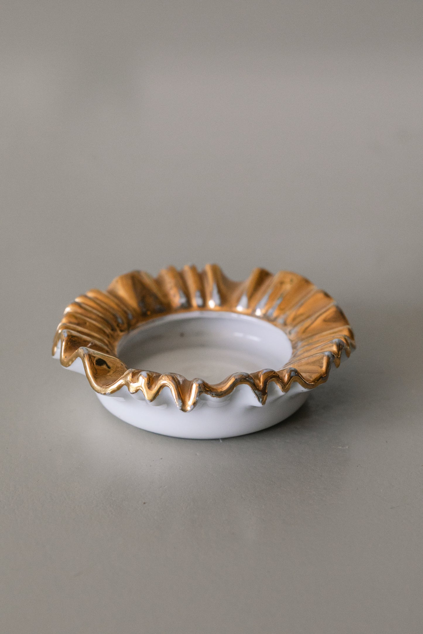 Vintage Gold Ruffle Ring Dish