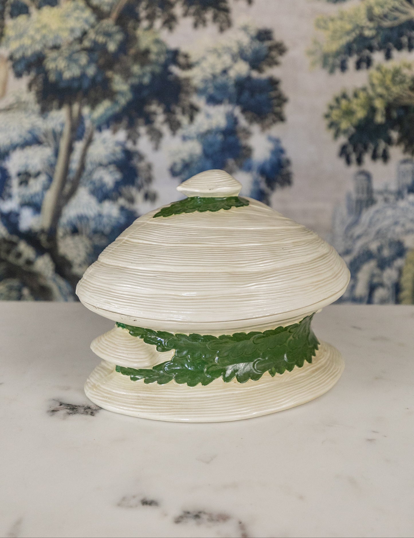 Lidded Clam Majolica Tureen