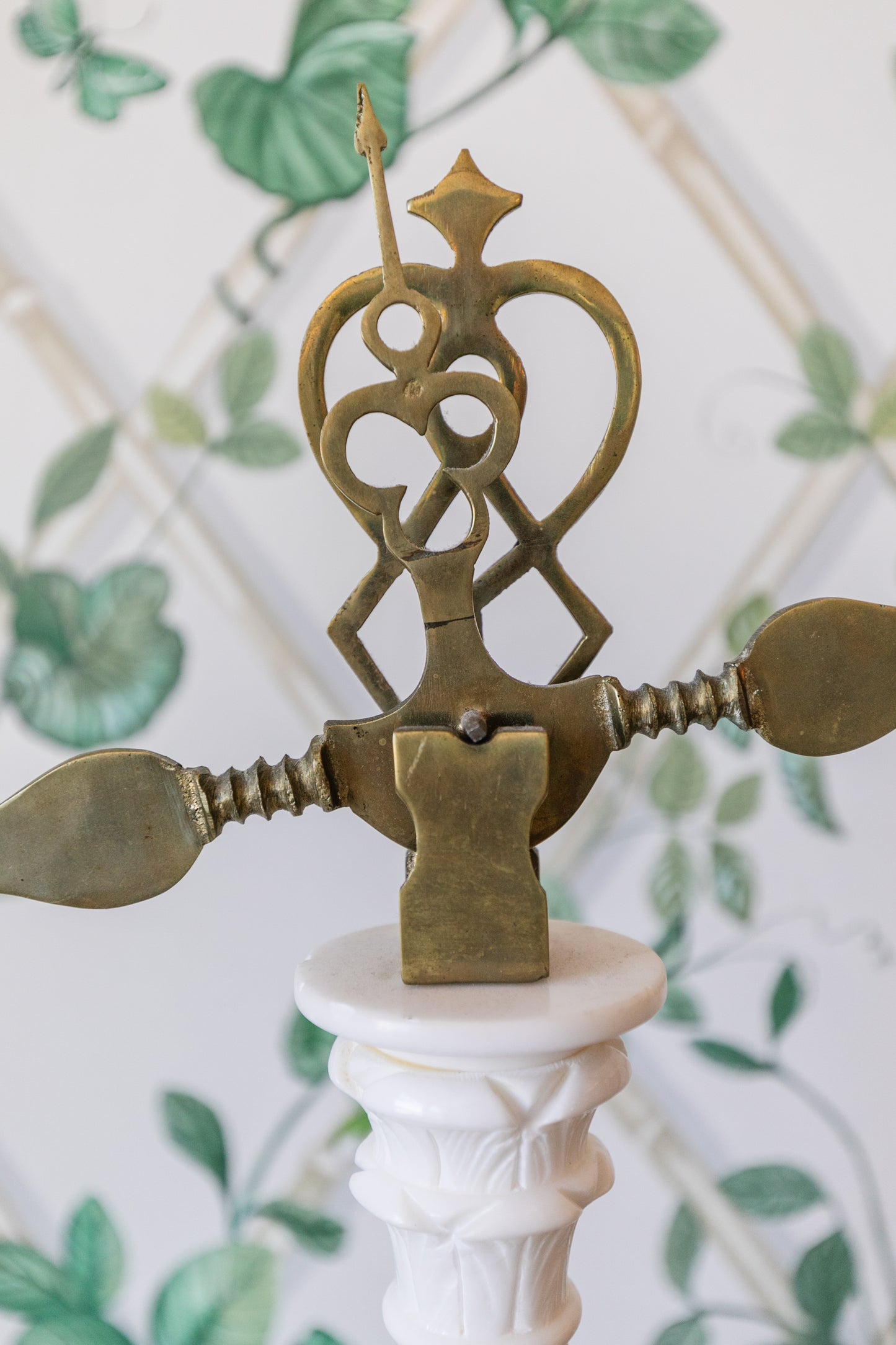 Marble & Brass Scale