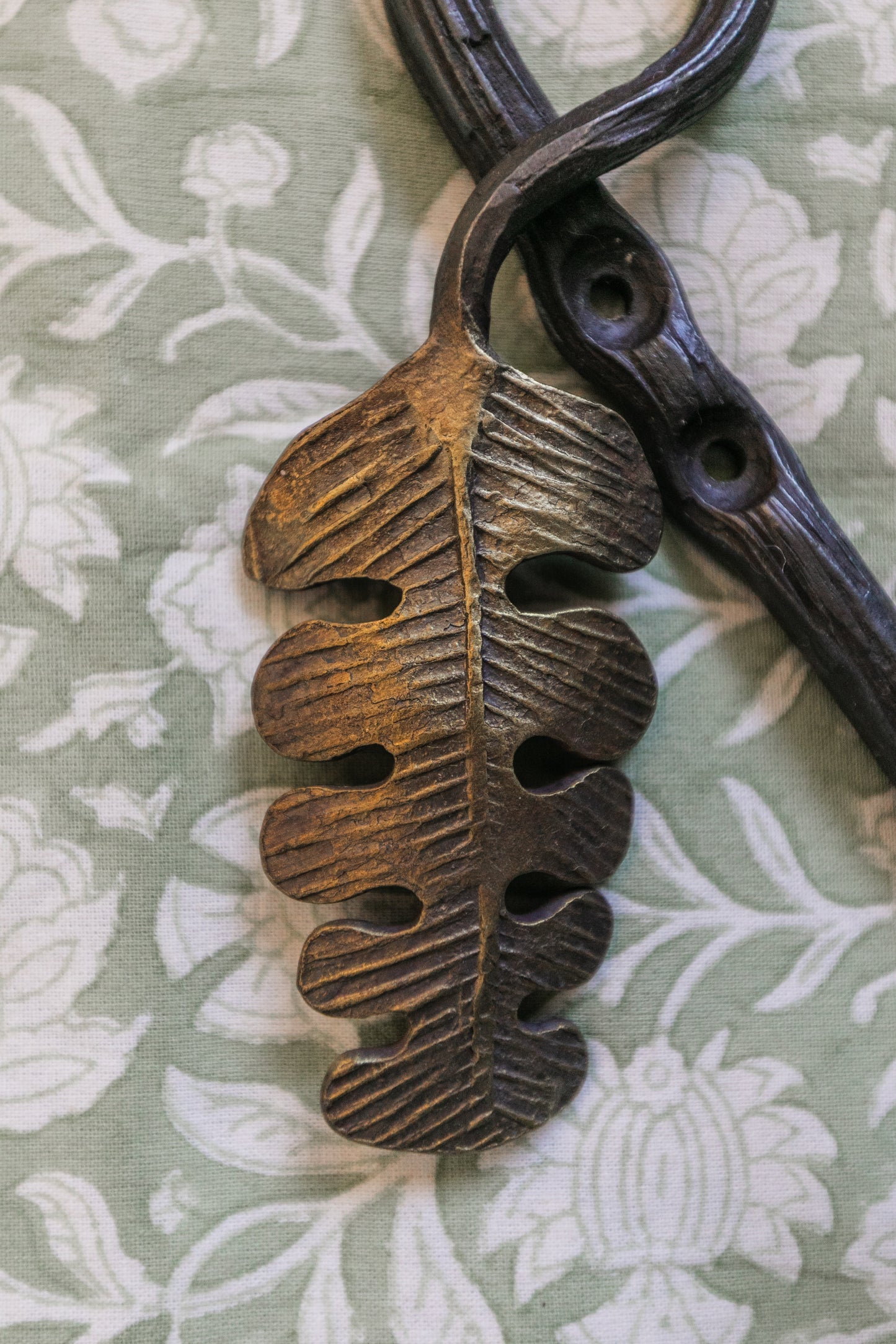 Heavy Metal Oak Leaf Hook