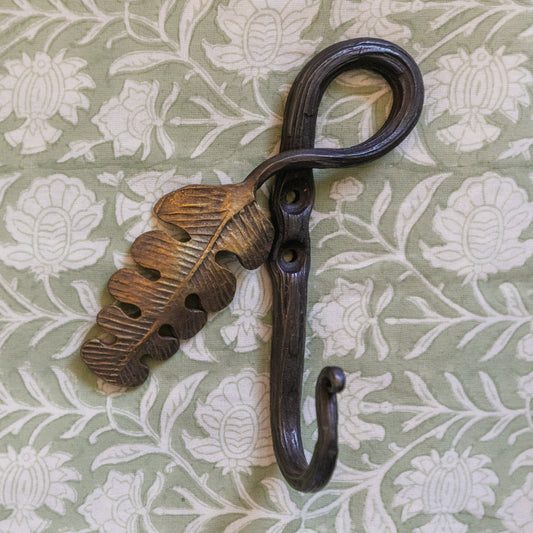 Heavy Metal Oak Leaf Hook