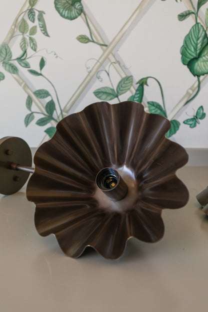 Ruffled Wall Sconce