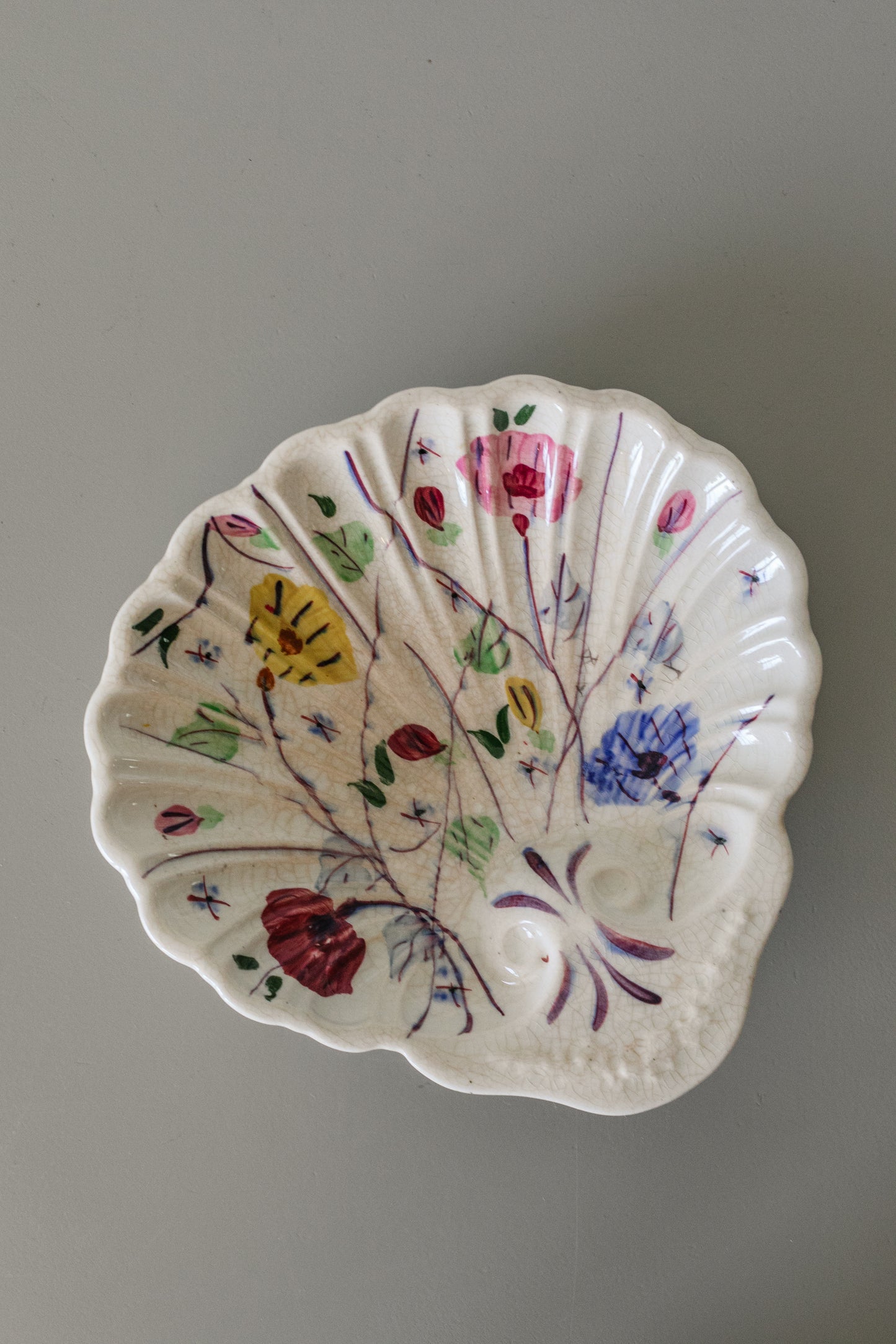 Hand-painted Shell Plate