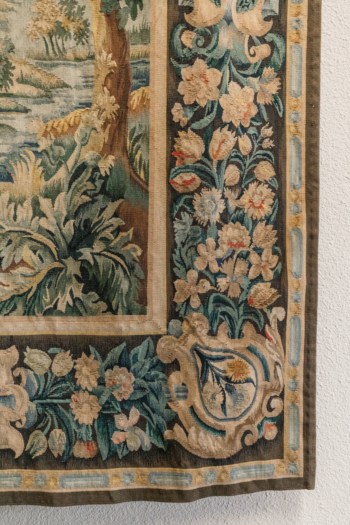 Vintage Hanging Tapestry