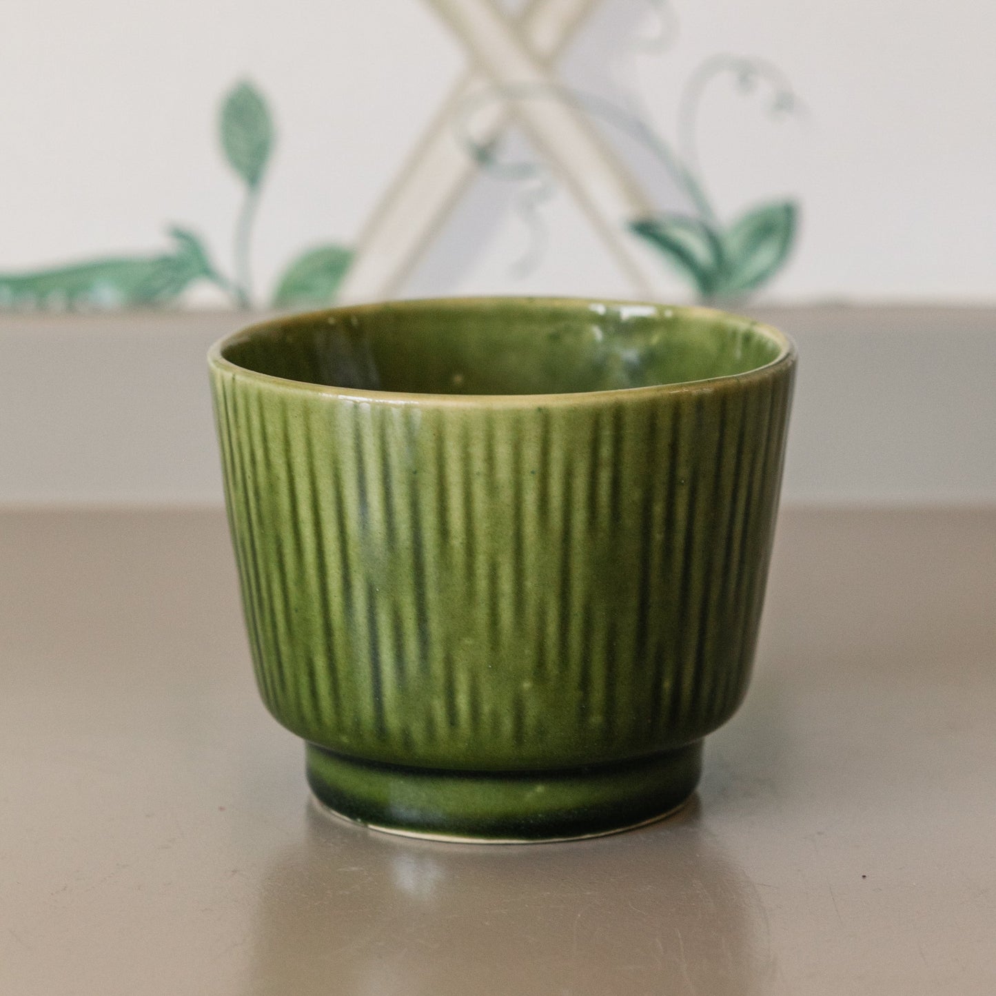 Striated Brush Mccoy Pot