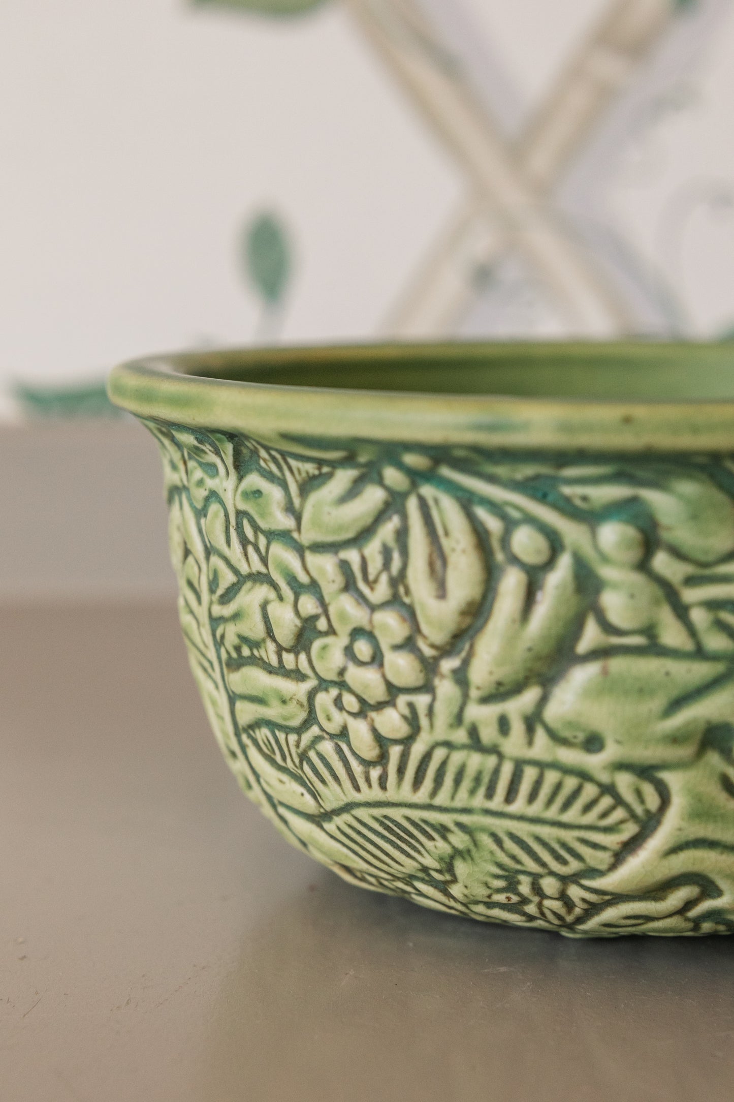 Weller Marvo Stamped Hanging Bowl