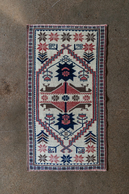 Vintage (2x4 rug) Hand-Knotted Wool Accent Rug