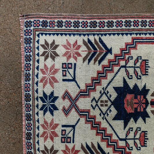 Vintage (2x4 rug) Hand-Knotted Wool Accent Rug