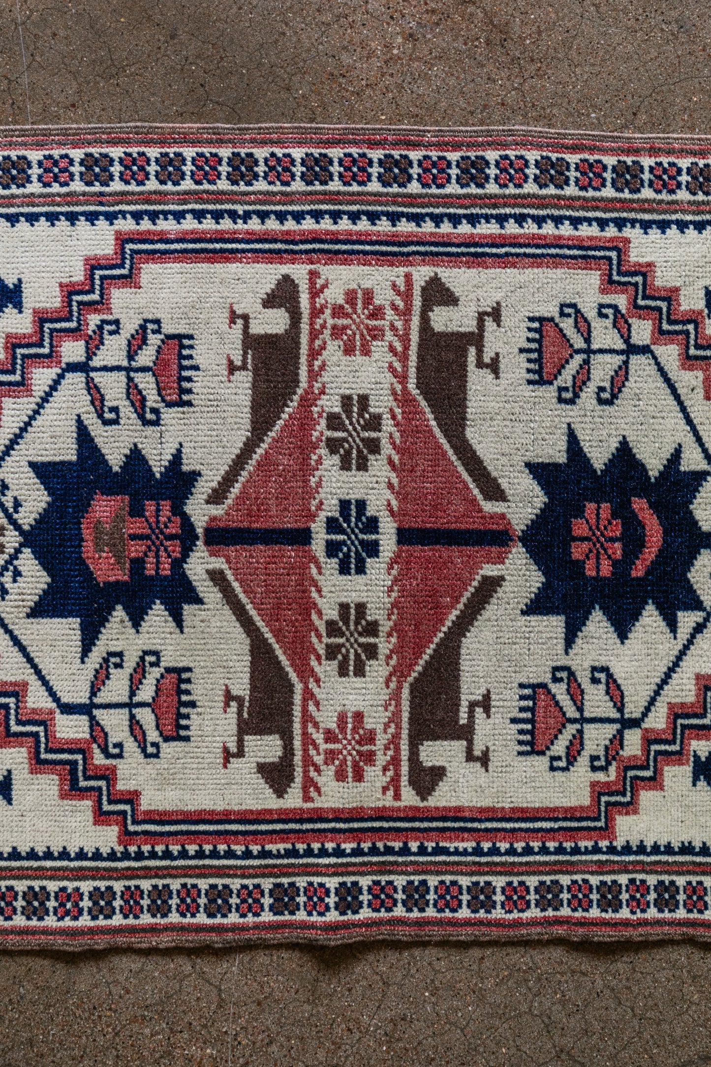Vintage (2x4 rug) Hand-Knotted Wool Accent Rug