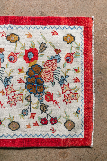 Vintage Turkish (3x6) Ivory and Red Floral Hand-Knotted Wool Rug