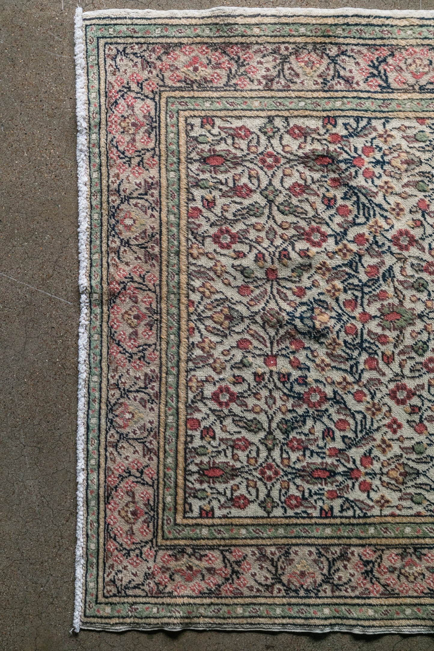 Vintage Persian (4x6) Floral Hand-Knotted Wool Rug
