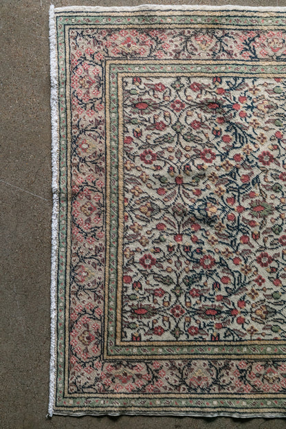 Vintage Persian (4x6) Floral Hand-Knotted Wool Rug
