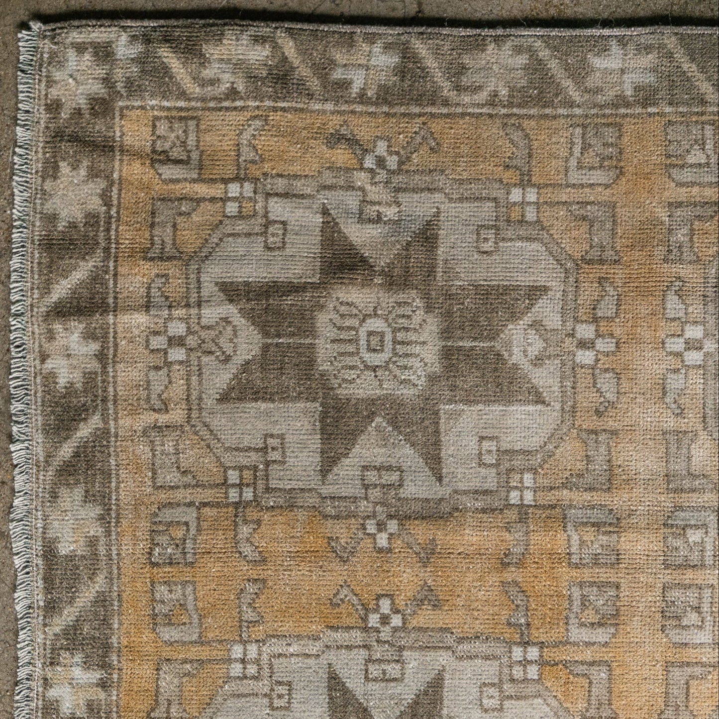 Vintage Turkish (3x7) Faded Amber and Ivory Hand-Knotted Wool Rug
