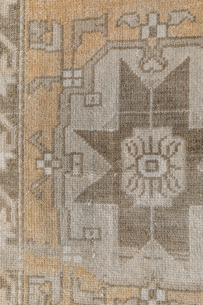 Vintage Turkish (3x7) Faded Amber and Ivory Hand-Knotted Wool Rug