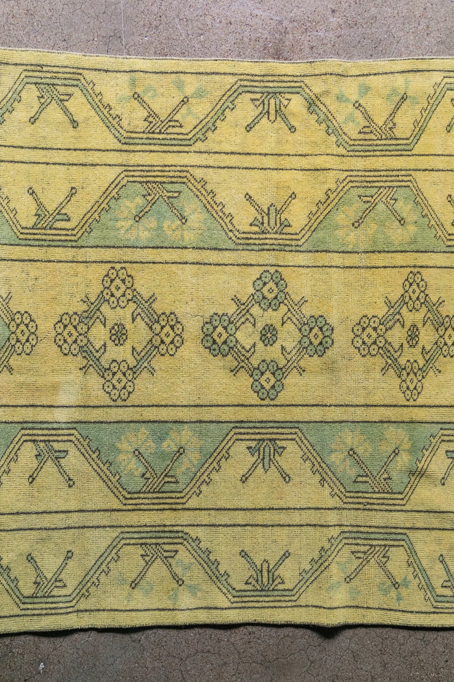 Vintage Turkish (4x6) Chartreuse Hand-Knotted  Wool Rug