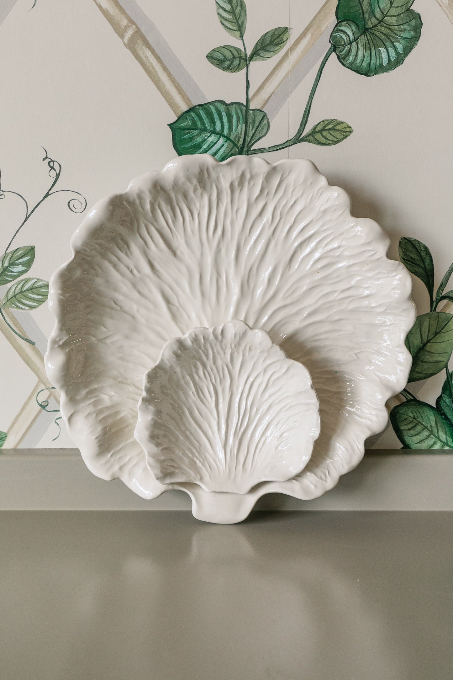 White Leaf Chip Platter