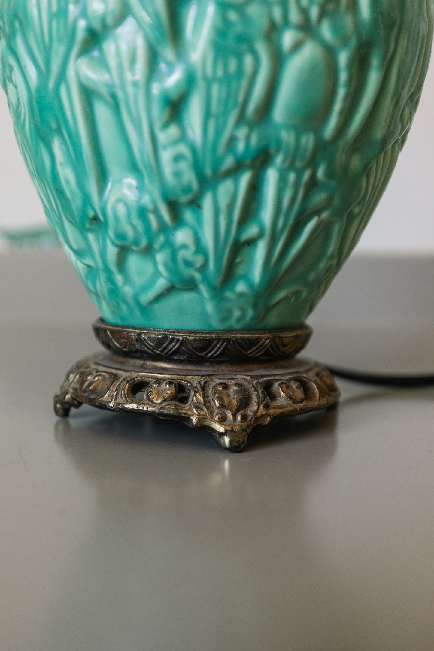 Vintage Green Bird Motif Lamp