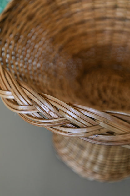 Straworth Pedestal Basket