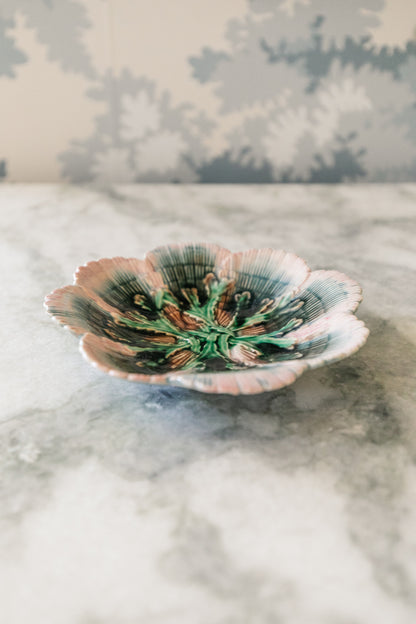 Small Shell Majolica Plate