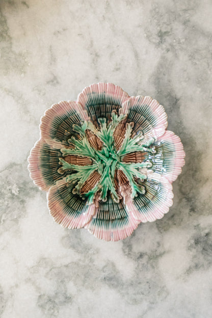 Small Shell Majolica Plate