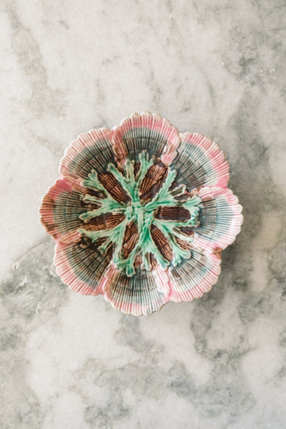 Small Shell Majolica Plate